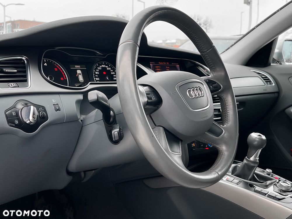 Audi A4 Avant 2.0 TDI DPF S line Sportpaket - 15