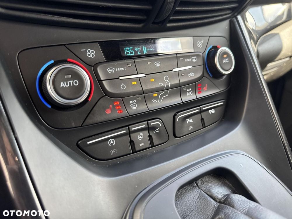 Ford Kuga 2.0 TDCi AWD ST-Line Black - 24