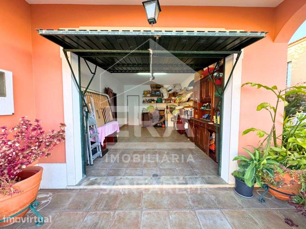 Moradia T4 nas Fazendas de Almeirim - Grande imagem: 5/21