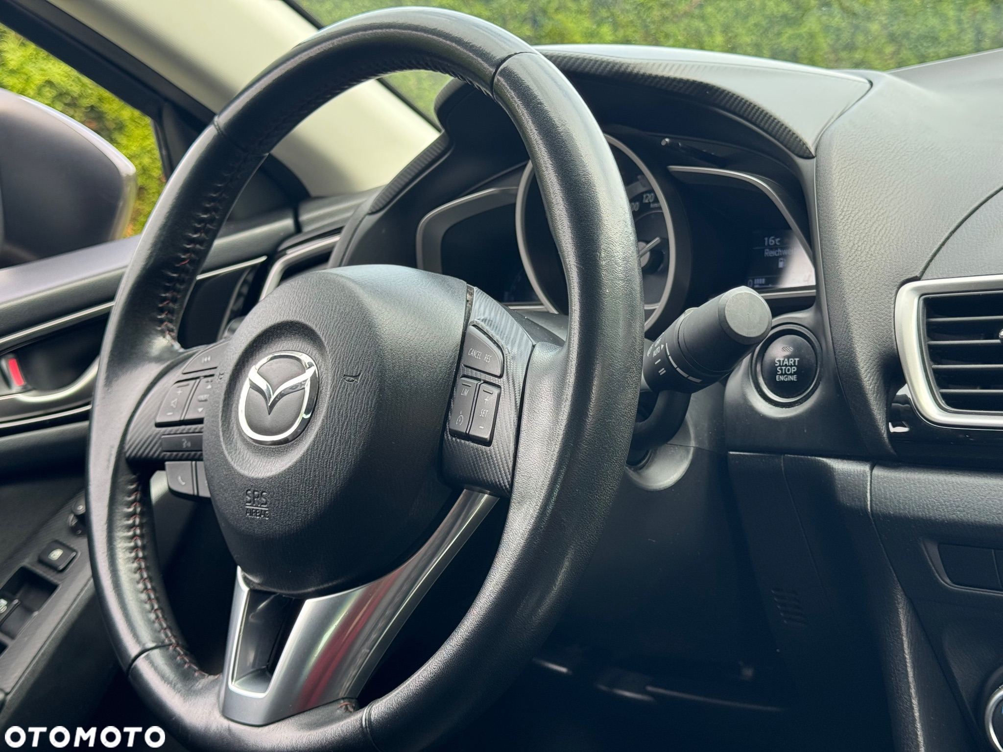 Mazda 3 SKYACTIV-G 120 Signature+ - 23