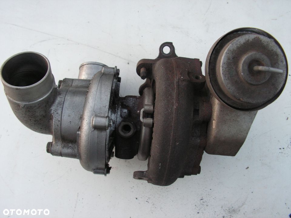 AVENSIS T25 2,2 D-CAT 177 KONI TURBINA SPRAWNA - 3