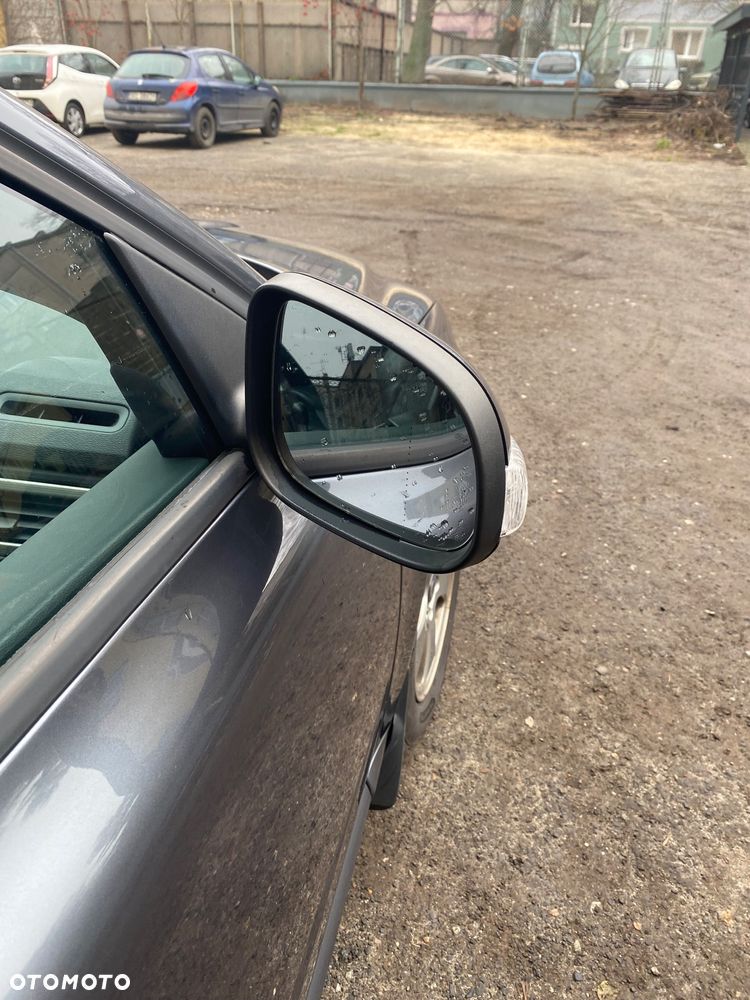Volvo V70 2.0 - 19