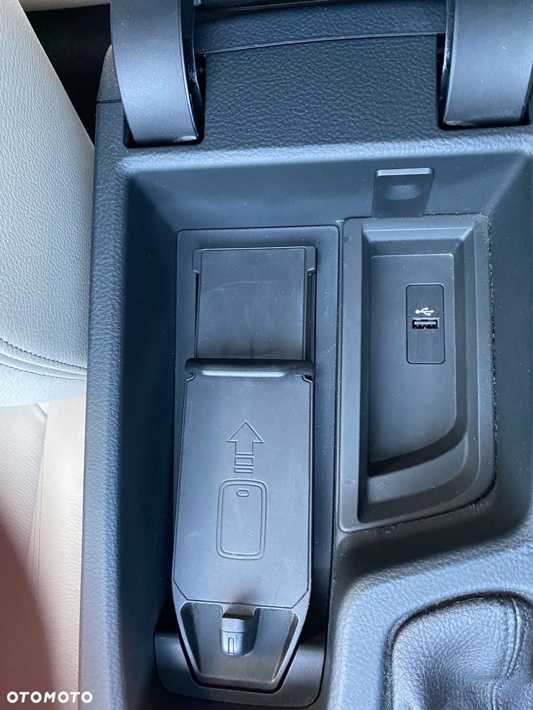 BMW Seria 3 330i Sport Line - 19