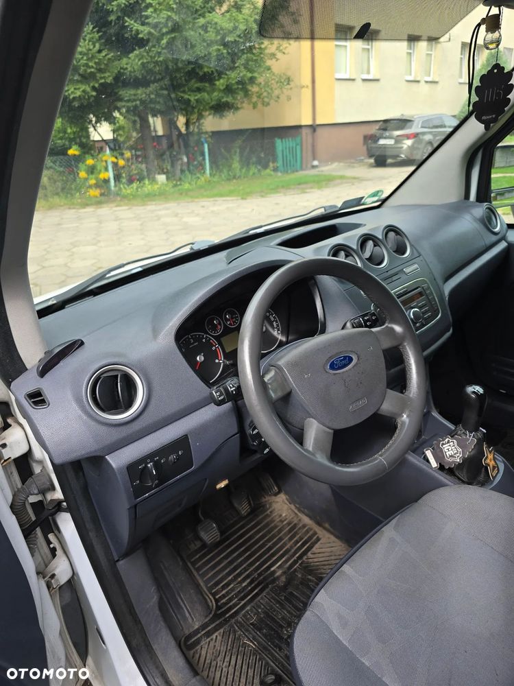 Ford Tourneo Connect - 25