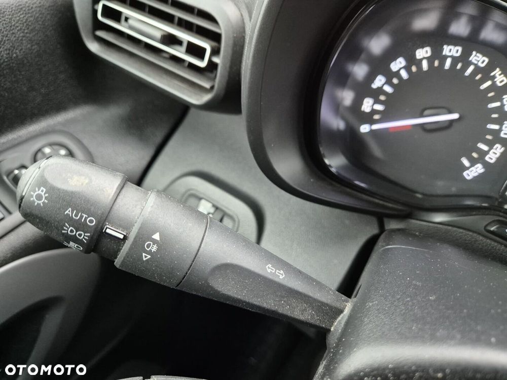 Toyota Proace City Verso 1.2 D-4T Business - 15