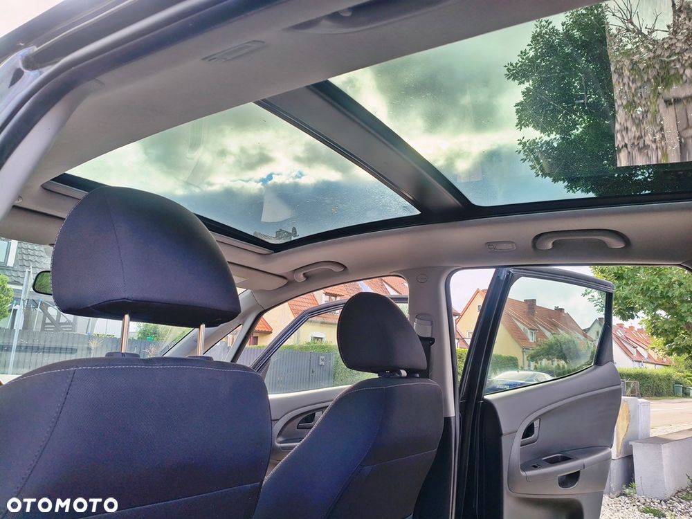 Kia Venga 1.6 CVVT Spirit - 17