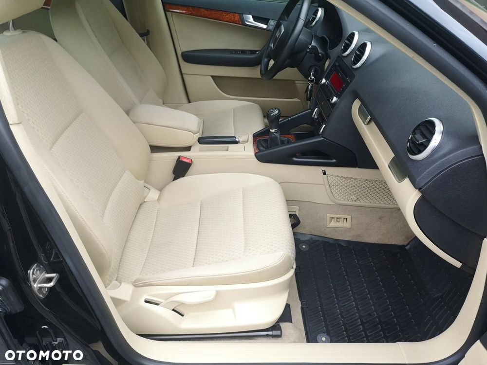 Audi A3 Sportback 1.2 TFSI Ambiente - 20