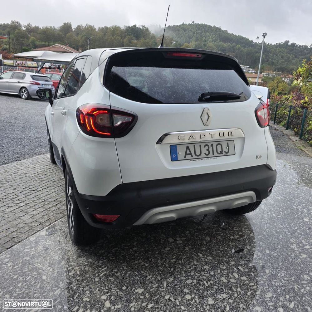 Renault Captur 1.2 TCe Exclusive - 16
