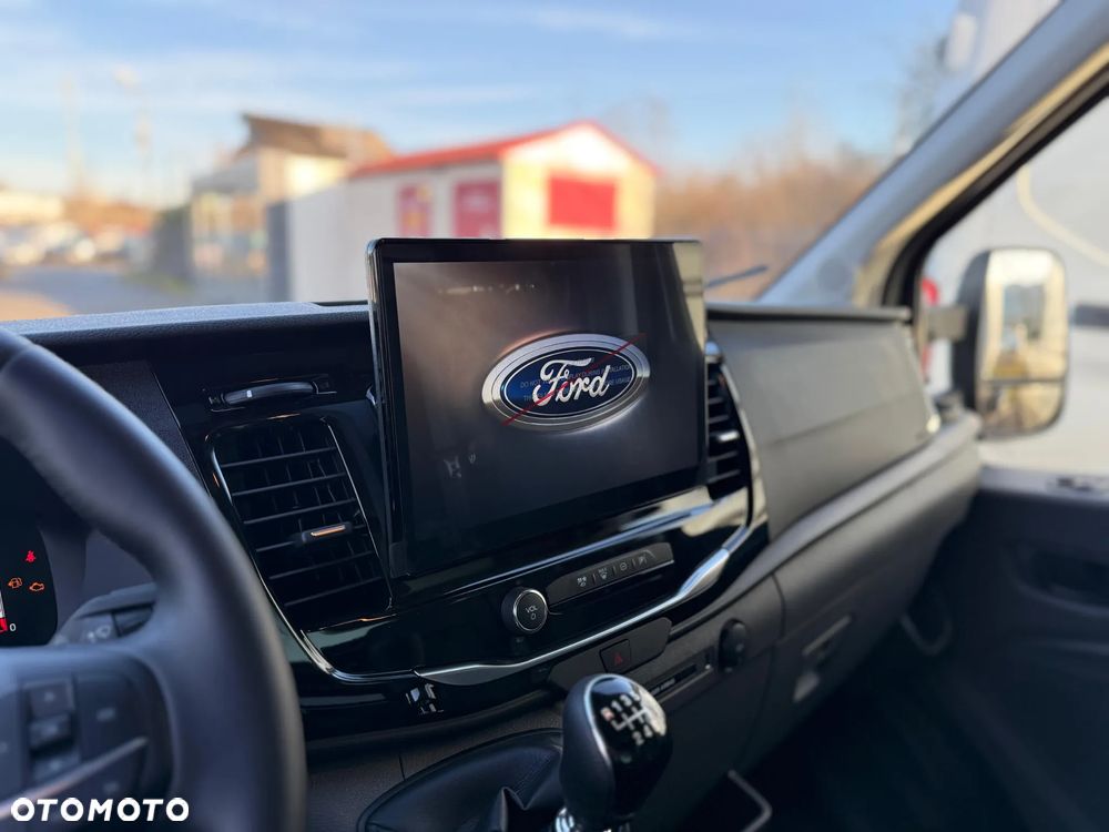 Ford Transit - 13