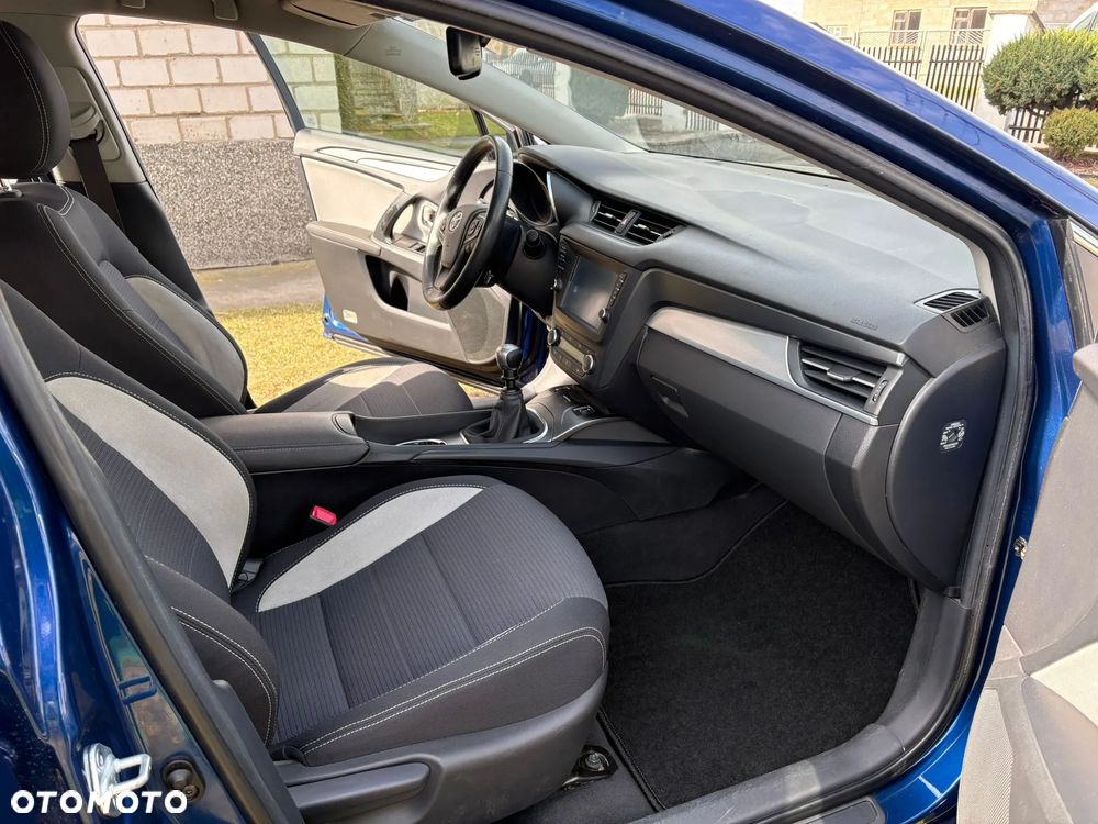 Toyota Avensis Touring Sports 1.8 Edition S+ - 17