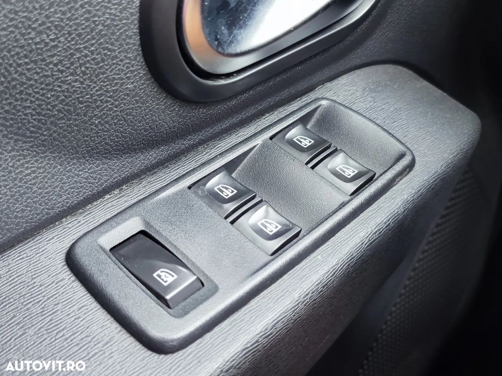 Dacia Lodgy 1.5 Blue dCi Laureate - 29