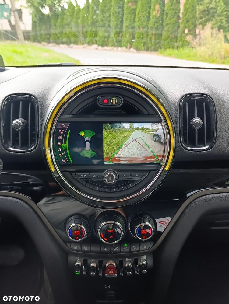 MINI Countryman Cooper SD All4 Essential Trim - 18