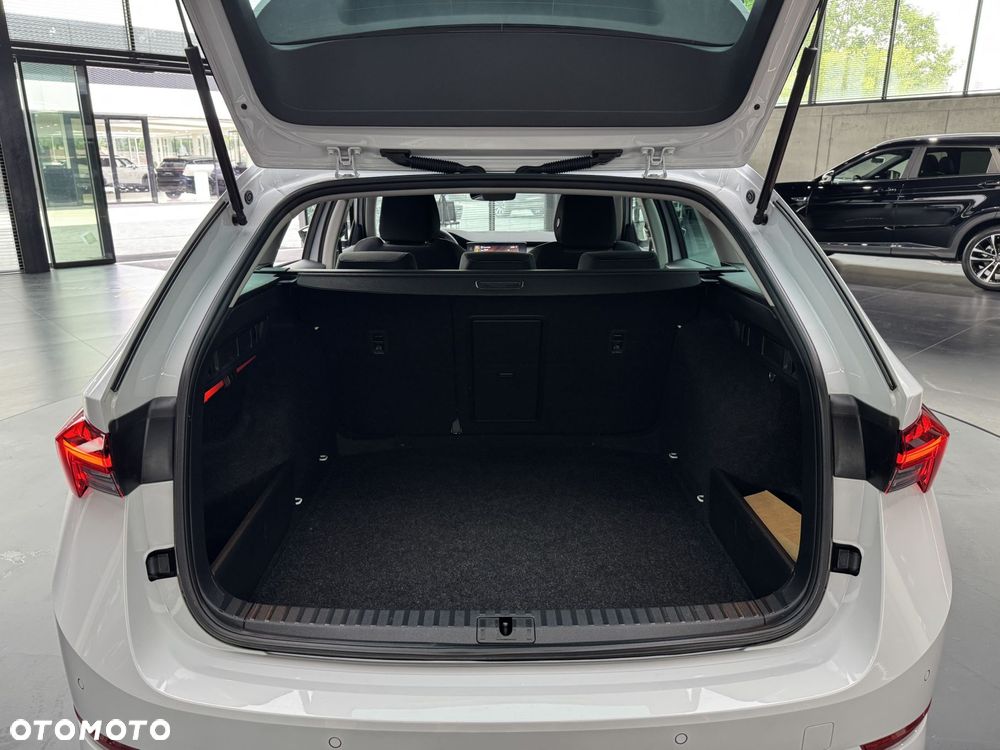 Skoda Octavia 2.0 TDI Ambition DSG - 19