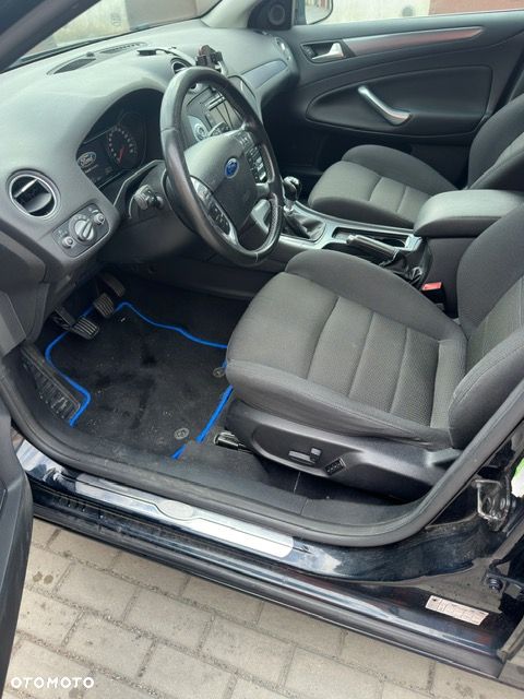 Ford Mondeo 2.2 TDCi Titanium - 23