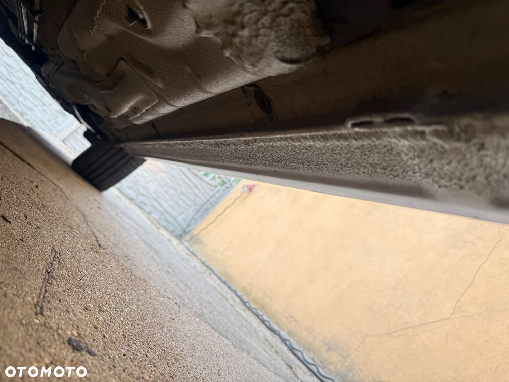 Ford Mondeo 2.5 V6 Ghia X - 38