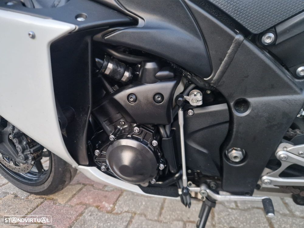 Yamaha YZF R1  Possível Financiamento - 11