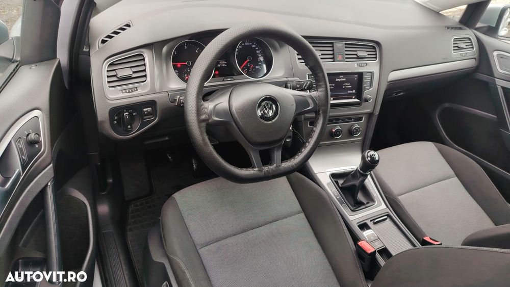 Volkswagen Golf 1.6 TDI BlueMotion Technology Trendline - 10