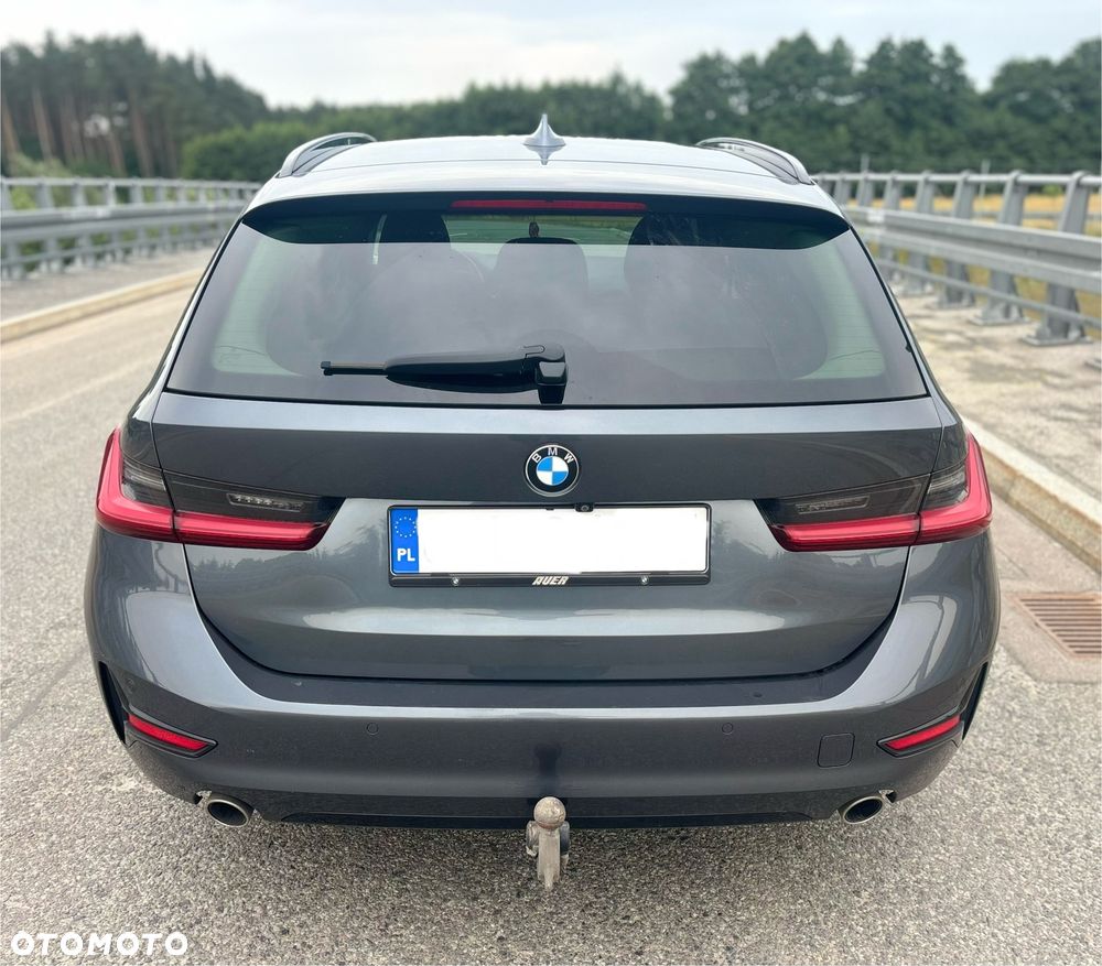 BMW Seria 3 318d Sport Line Shadow - 8