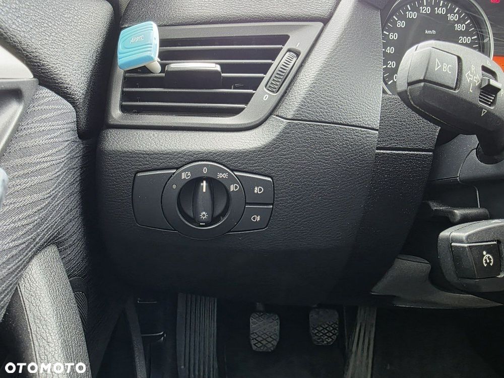 BMW X1 xDrive18d - 18