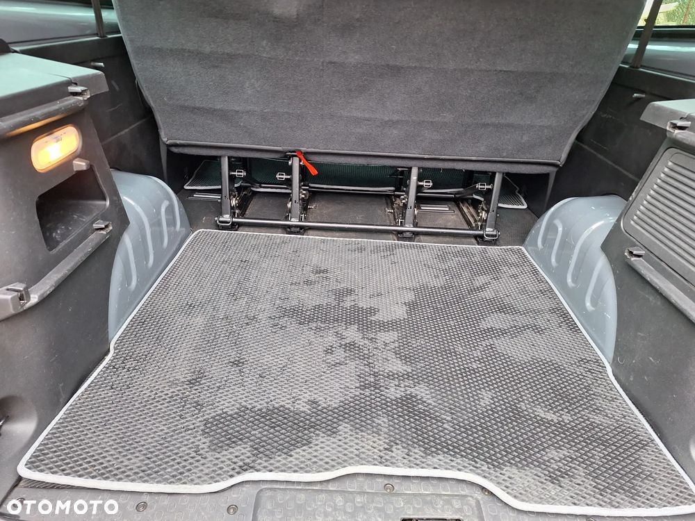 Renault Trafic 2.0 dCi EDC - 8