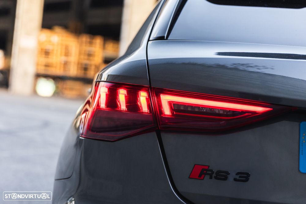 Audi RS3 Sportback S tronic - 13