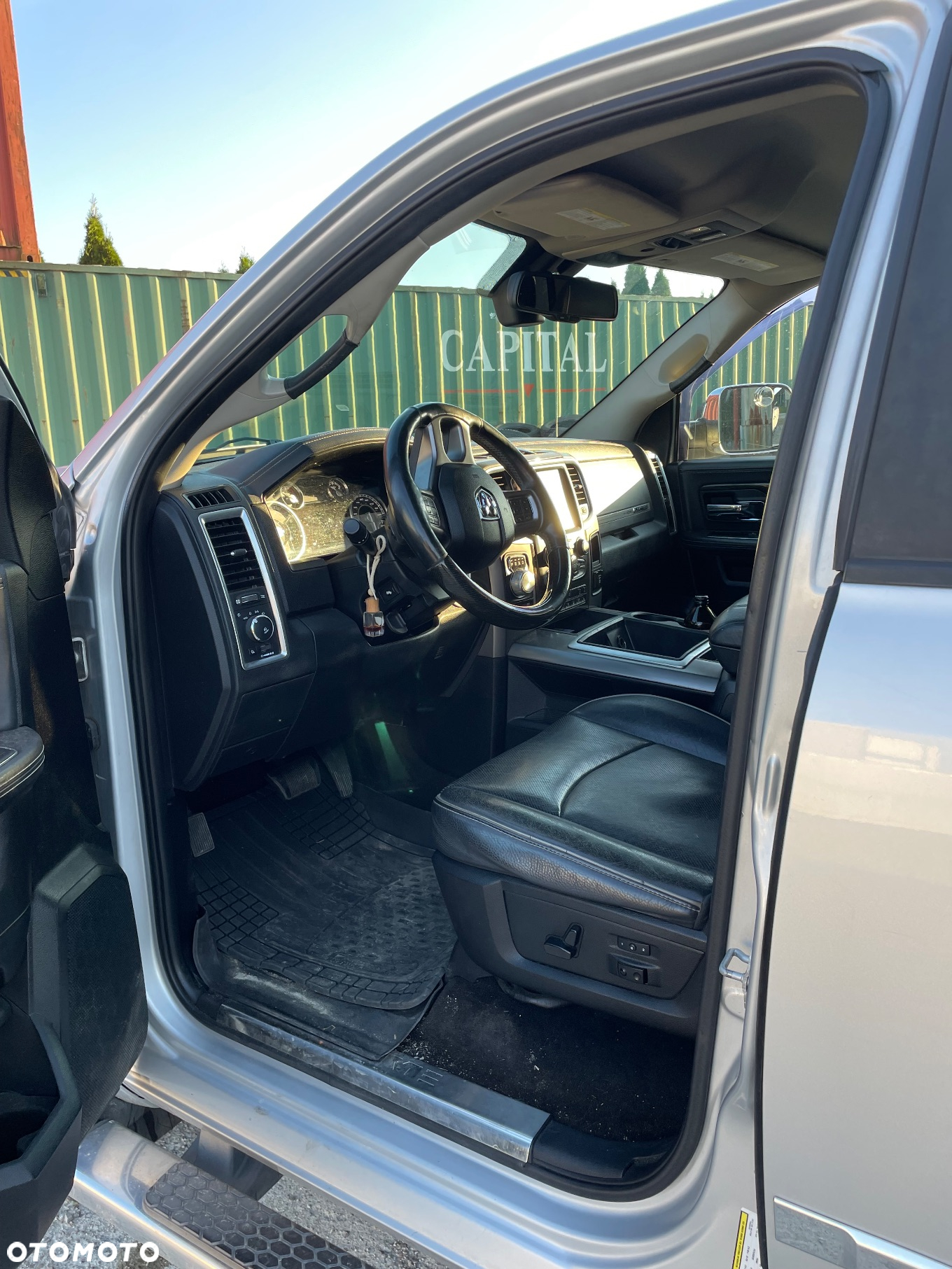 RAM 1500 Crew Cab Laramie - 14