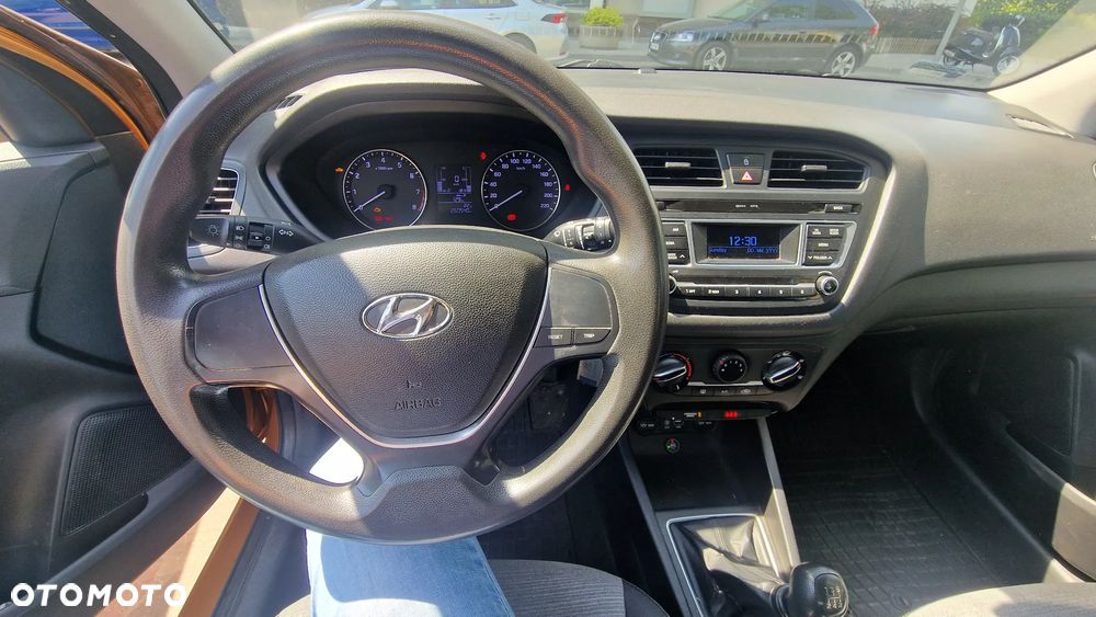 Hyundai i20 1.2 Classic Plus - 10