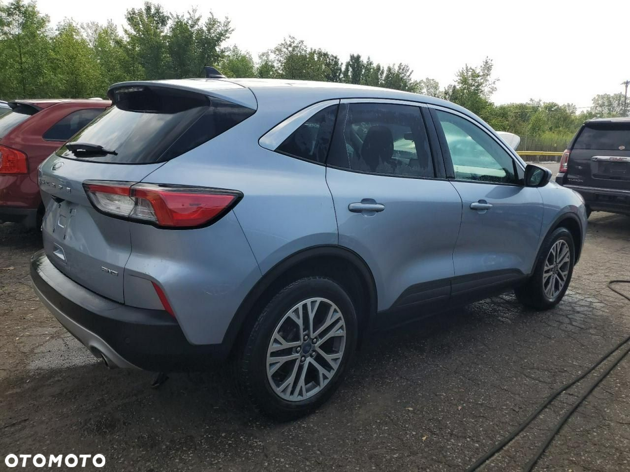 Ford Kuga - 3
