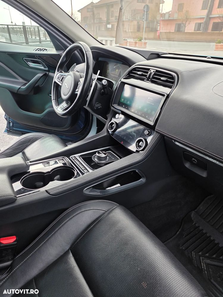 Jaguar F-Pace 20d AWD R-Sport - 7