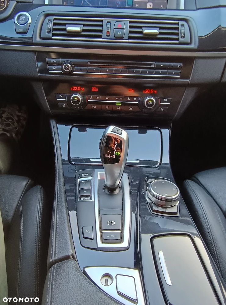BMW Seria 5 518d - 9