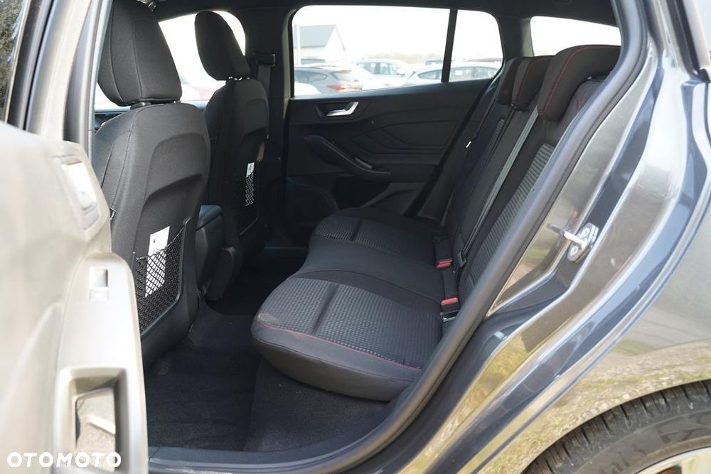 Ford Focus 1.0 EcoBoost mHEV ST-Line X - 8