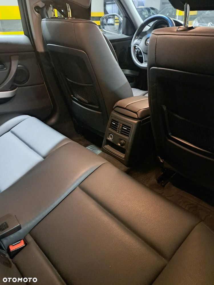 BMW Seria 3 - 24