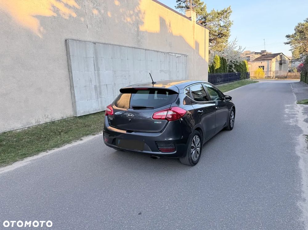 Kia Ceed 1.6 CRDi XL - 5