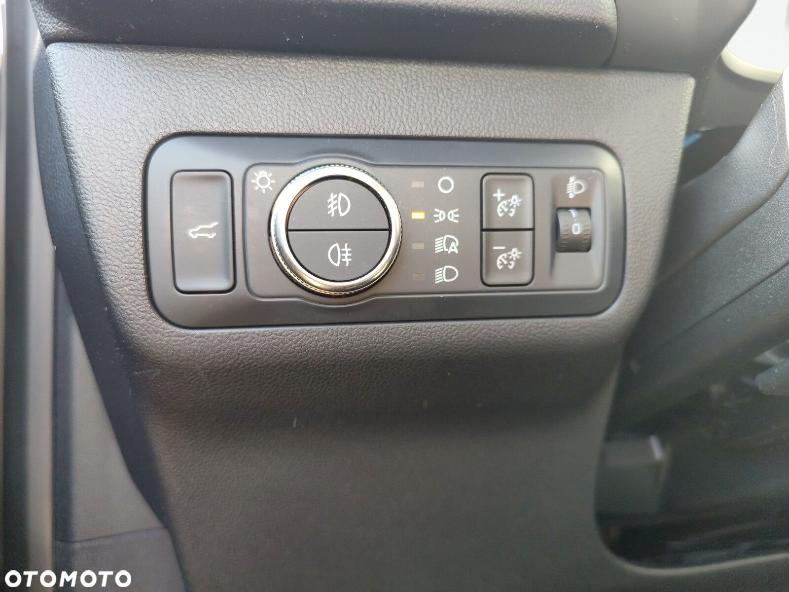 Ford Kuga - 23