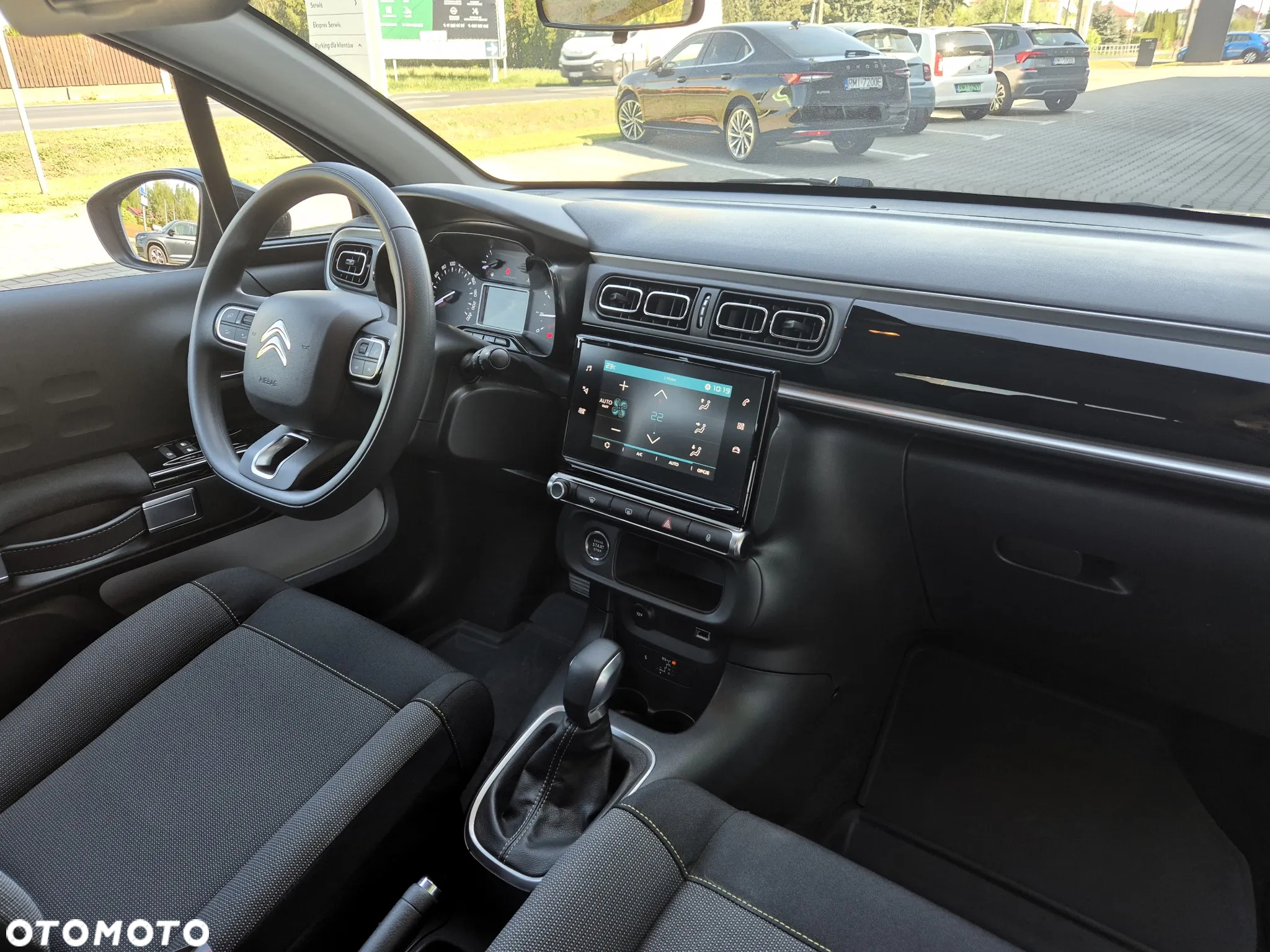 Citroën C3 1.2 PureTech Shine EAT6 - 19
