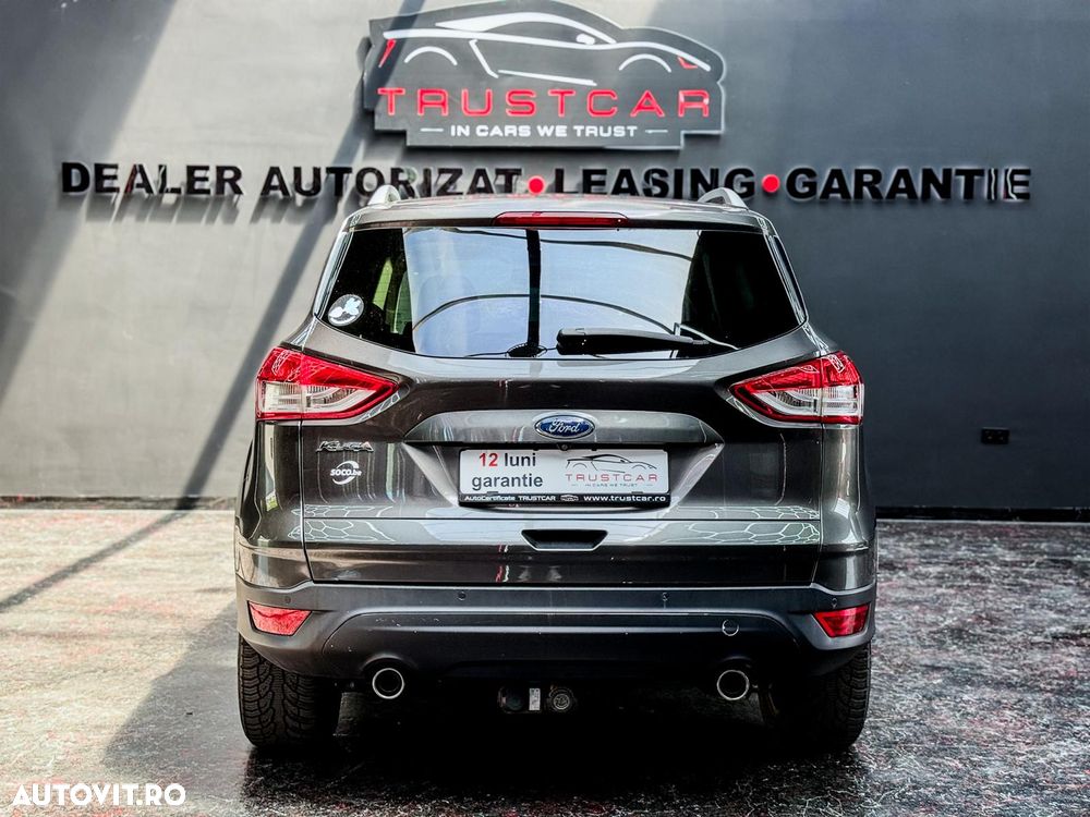 Ford Kuga 2.0 TDCi 4WD Powershift Titanium - 6