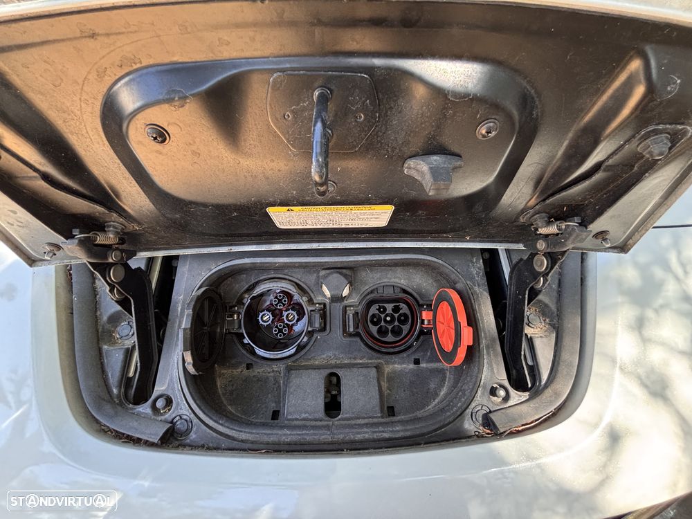 Nissan Leaf N-Connecta Two Tone - 15