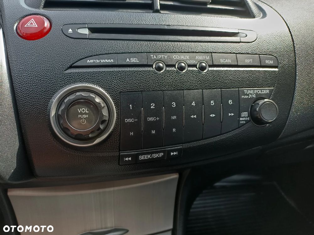 Honda Civic 1.4i-DSi - 24