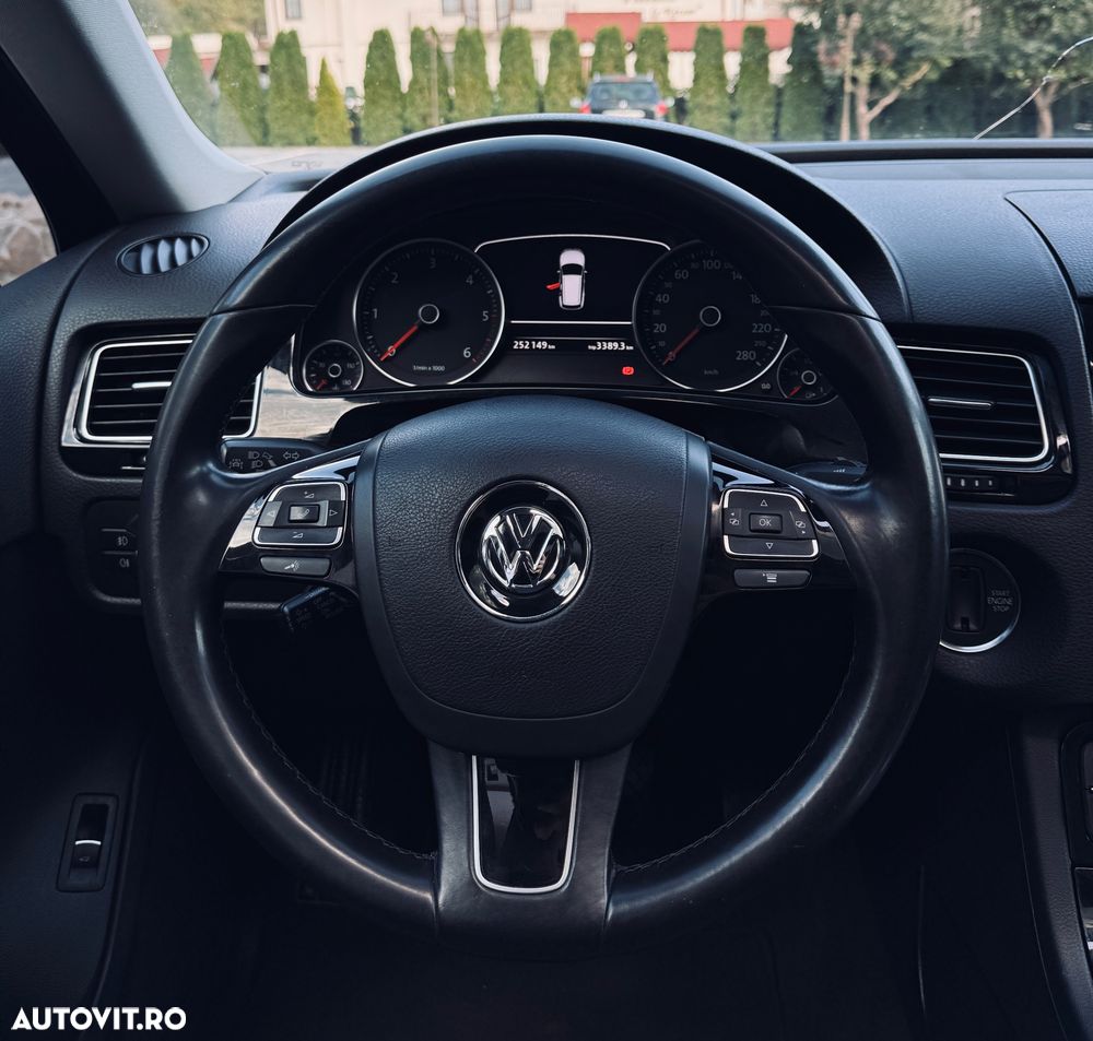 Volkswagen Touareg - 9