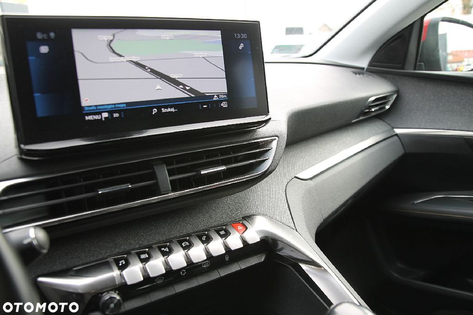 Peugeot 3008 1.2 PureTech Road Trip S&S - 31