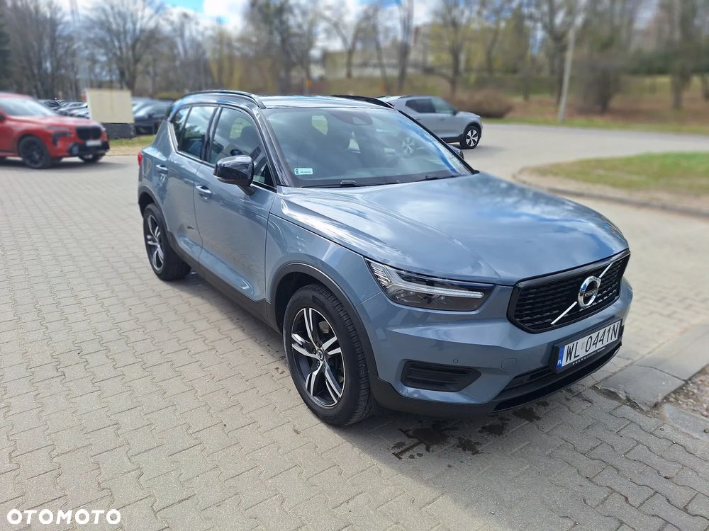 Volvo XC 40 T4 AWD R-Design - 3
