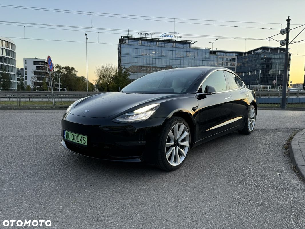 Tesla Model 3 Allradantrieb Dual Motor - 10