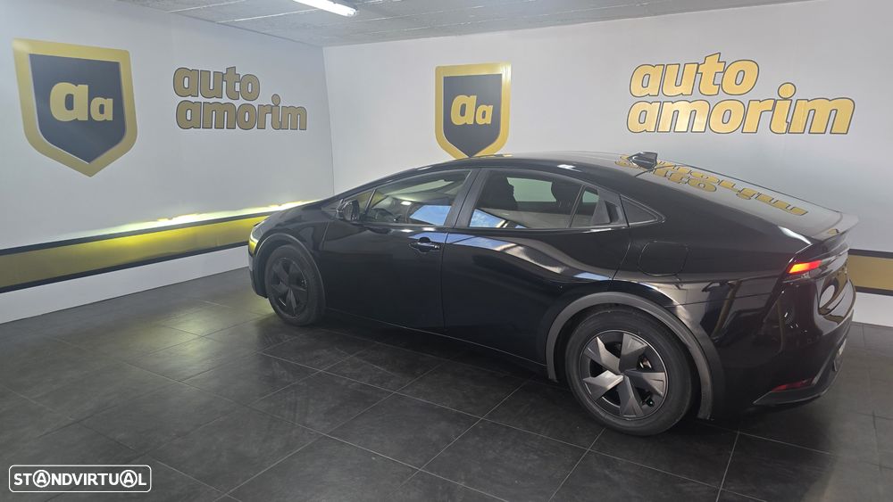 Toyota Prius 2.0 Plug-in Exclusive - 11