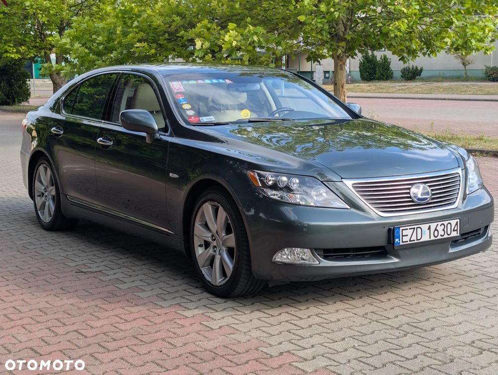 Lexus LS 600h Elegance - 2