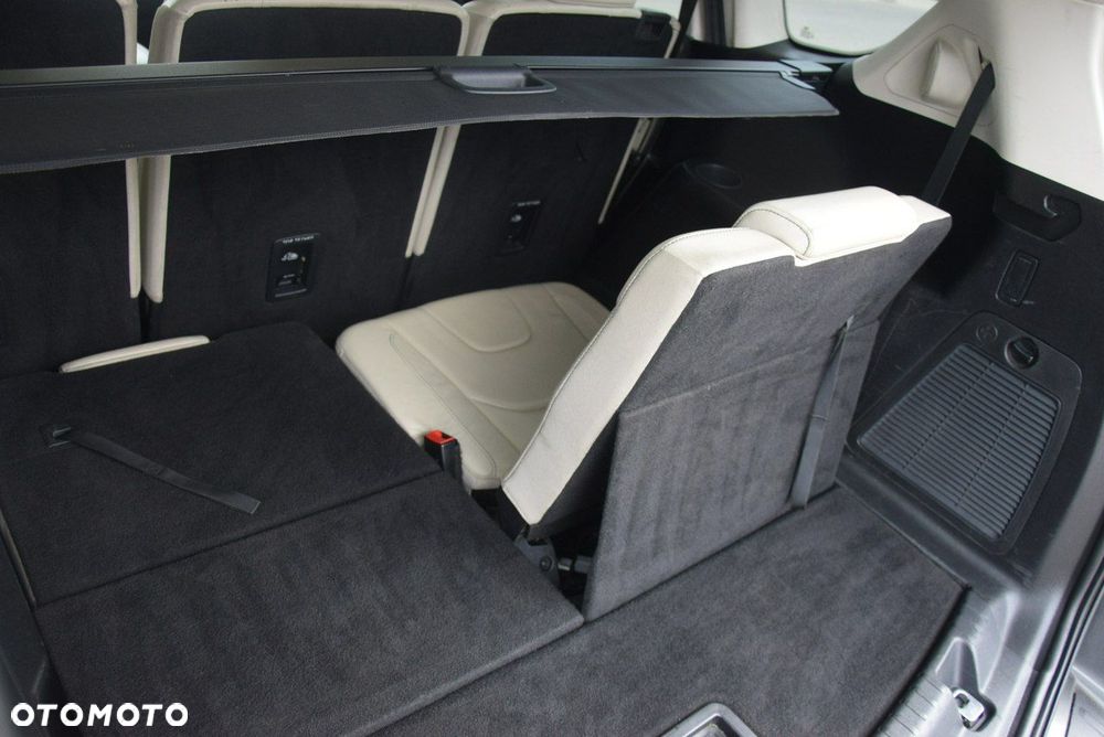 Ford S-Max - 27