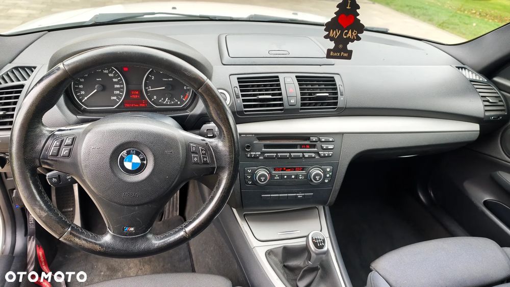 BMW Seria 1 116i - 13