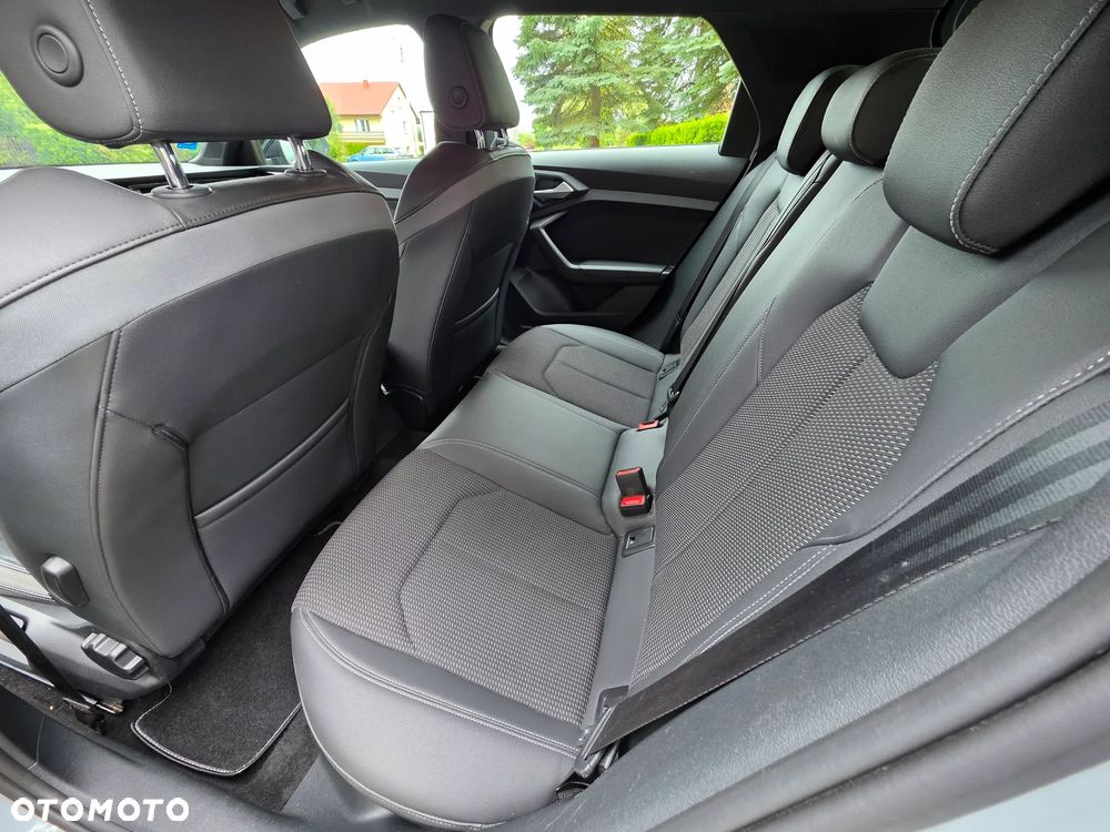 Audi A1 Sportback 35 TFSI S tronic S line - 10