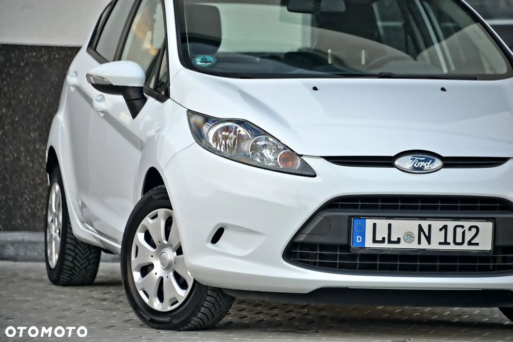 Ford Fiesta 1.25 Ambiente - 16