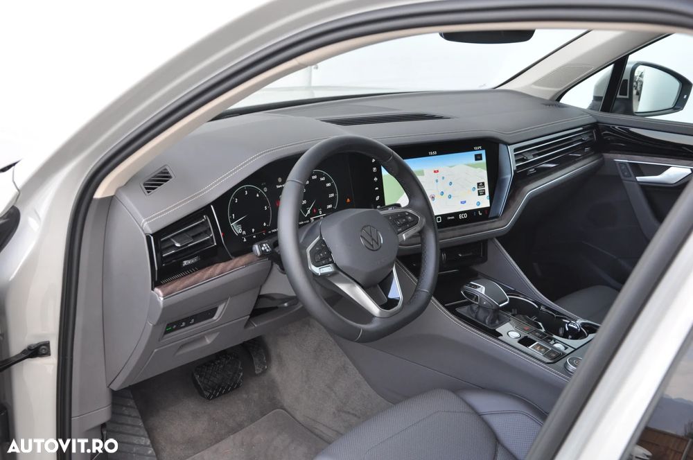 Volkswagen Touareg V6 TDI 4MOTION Elegance - 15