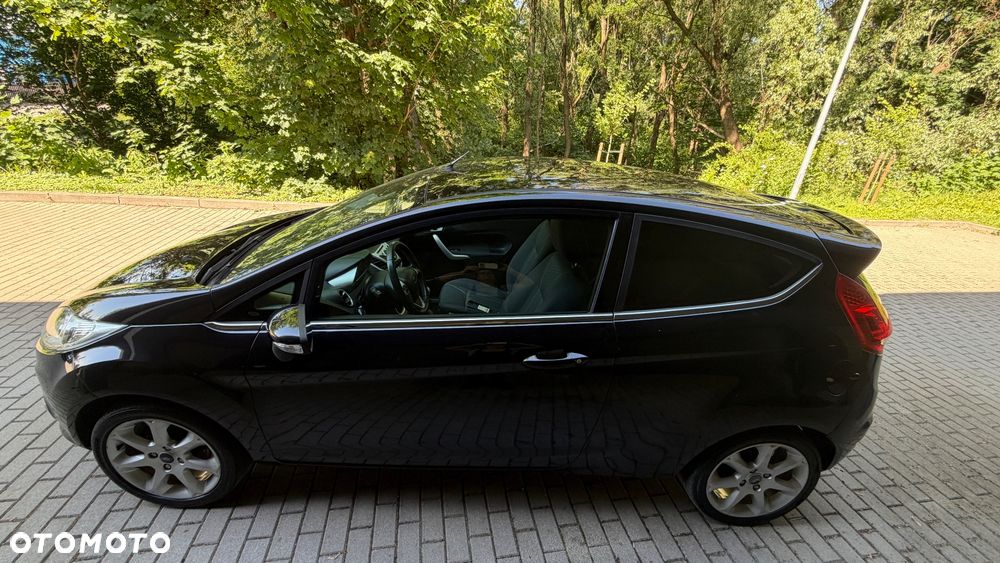 Ford Fiesta - 10